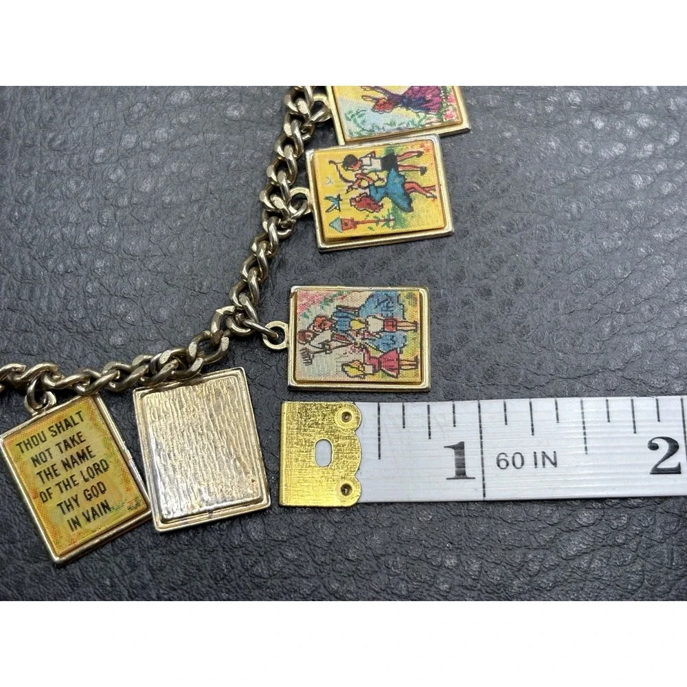 VTG 10 Commandments Holographic Lenticular Charm Bracelet Christian Gold Tone